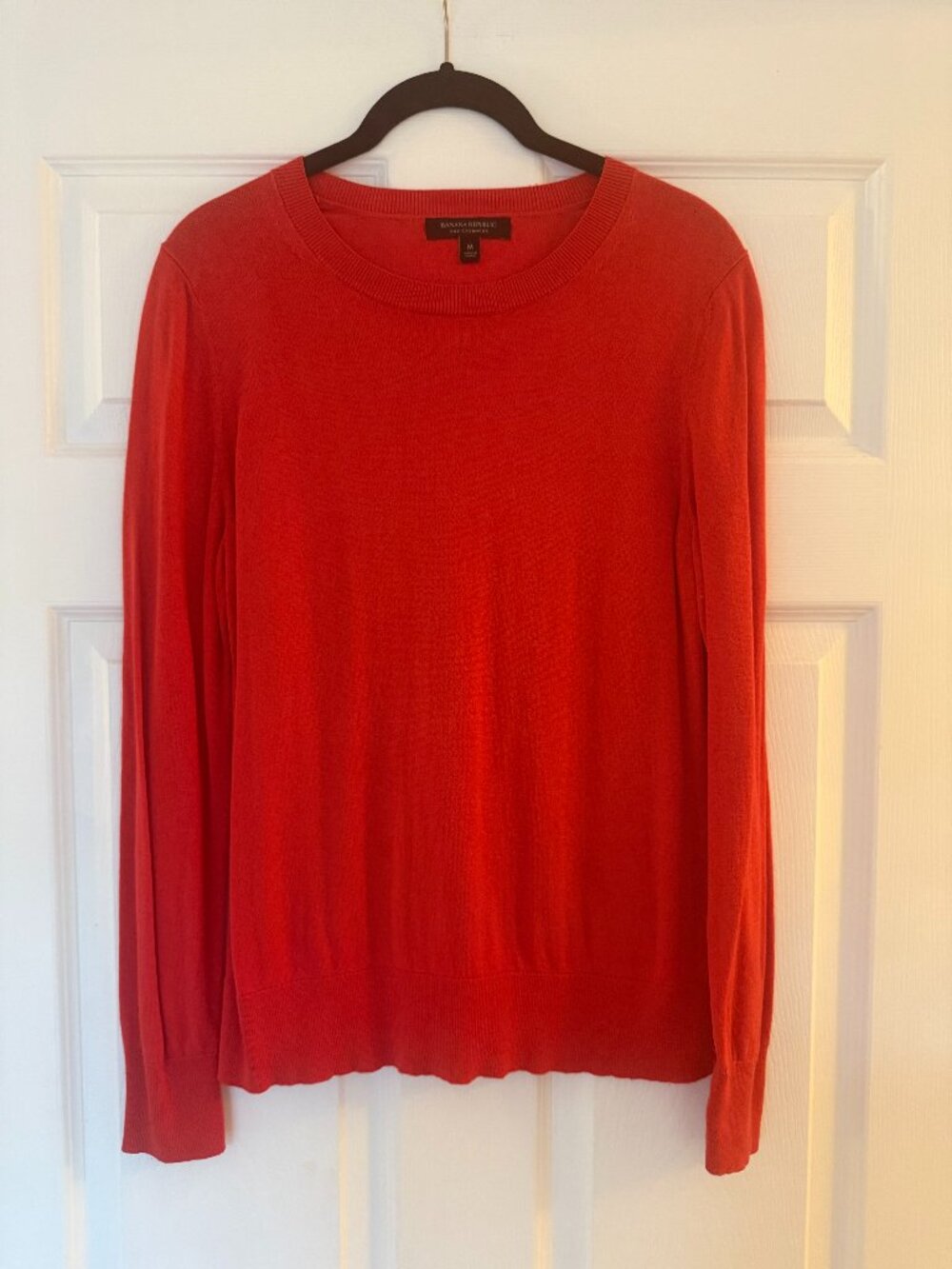 Banana Republic Red Silk Cashmere Crewneck Sweater — Size M